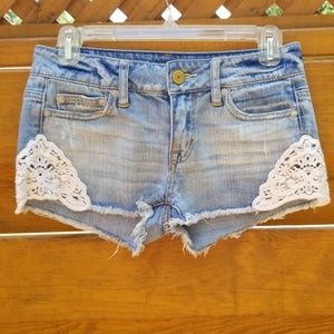 AE Crochet Lace Trim Cut-off Shorts